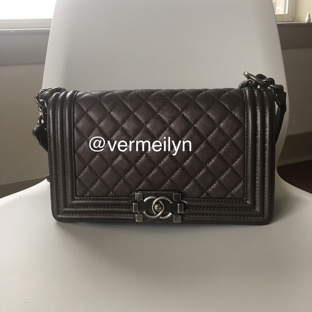 Authentic Chanel Le Boy Calfskin Old Medium